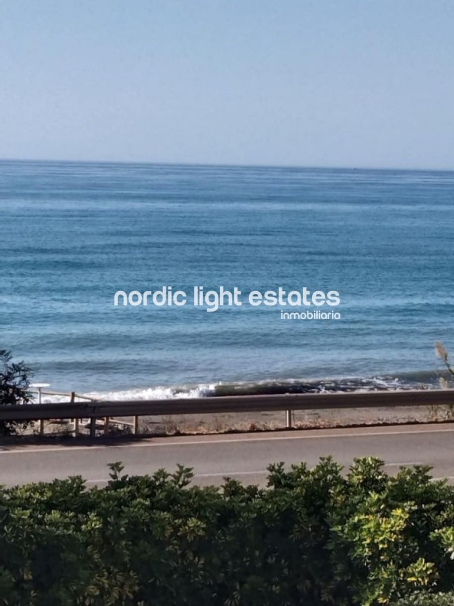 3 camera da letto Villetta Bifamiliare in vendita in Chilches con piscina garage - 699.900 € (Rif: 9410030)