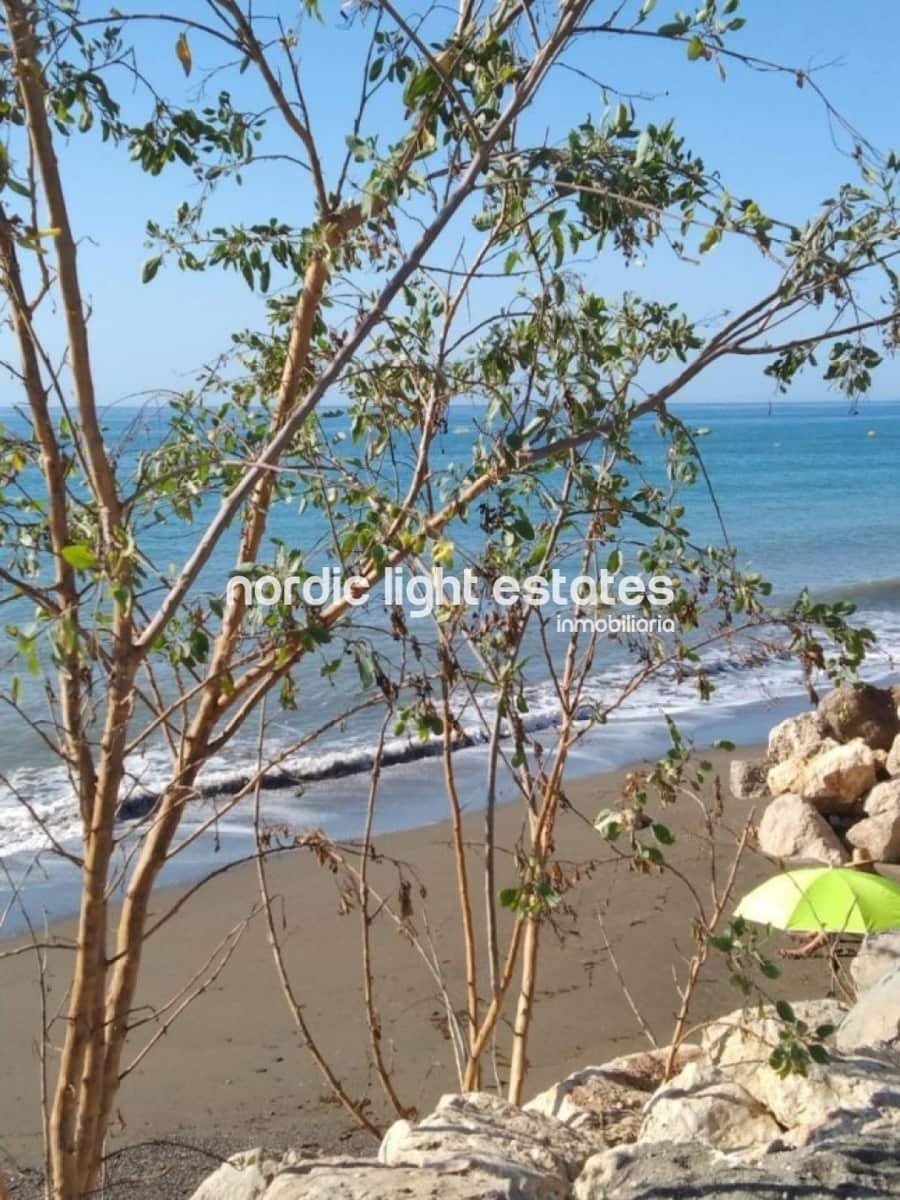 3 camera da letto Villetta Bifamiliare in vendita in Chilches con piscina garage - 699.900 € (Rif: 9410030)