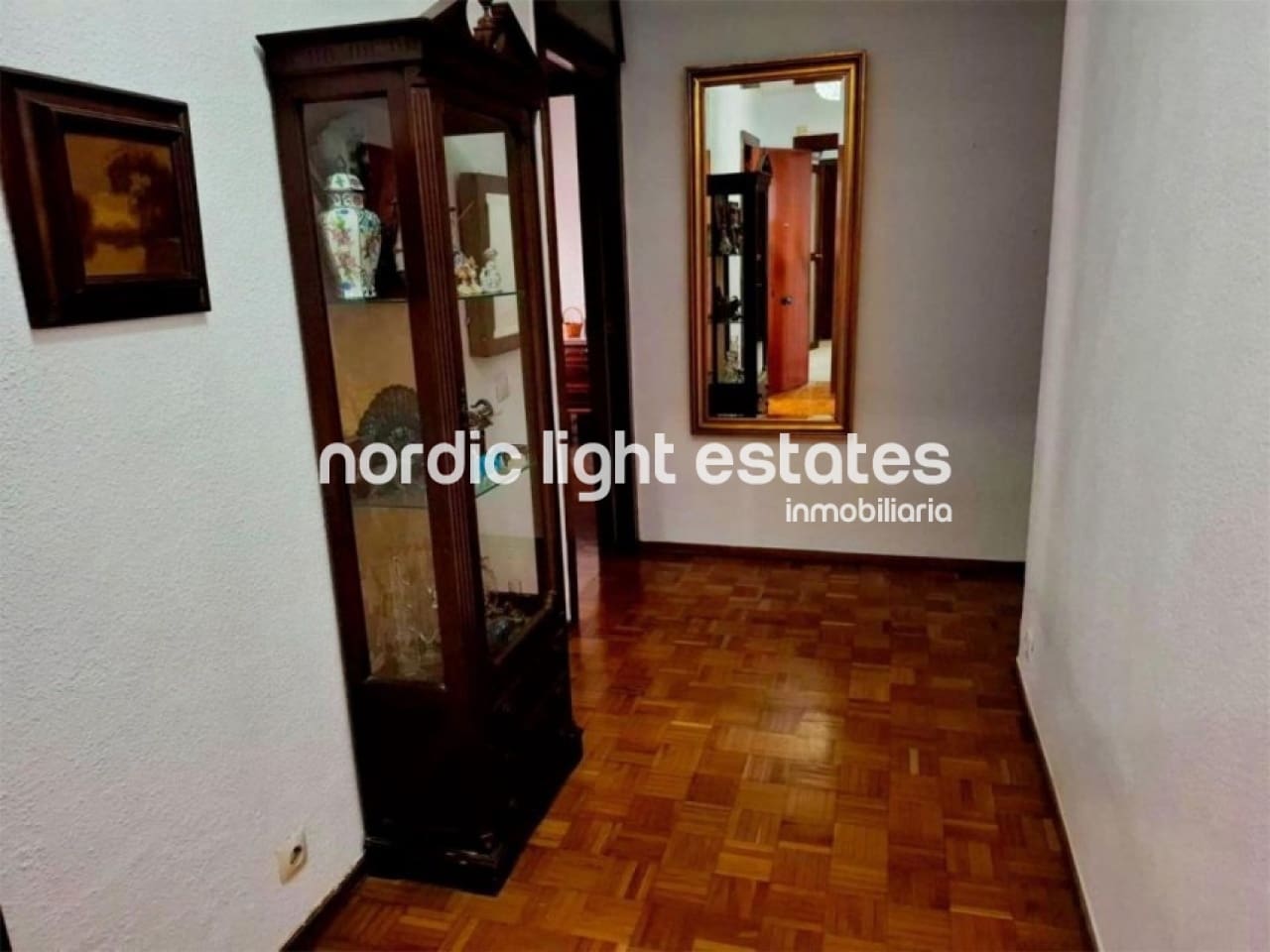 4 soveværelse Lejlighed til salg i Malaga by med garage - € 1.745.000 (Ref: 9412766)