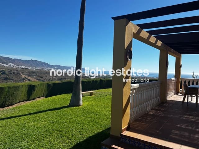 2 soverom Villa til leie i Nerja med svømmebasseng - € 1 800 (Ref: 9419403)
