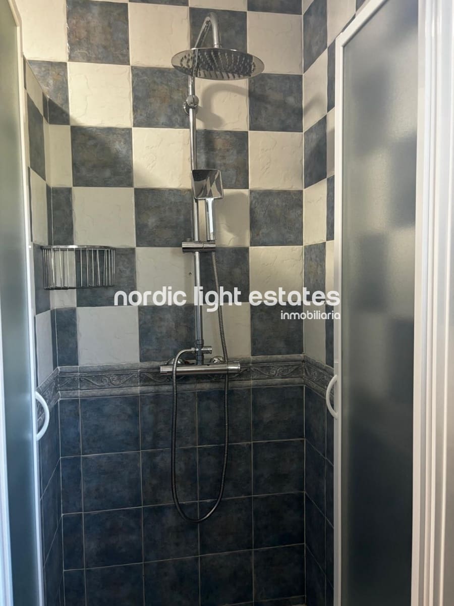 2 soverom Villa til leie i Nerja med svømmebasseng - € 1 800 (Ref: 9419403)