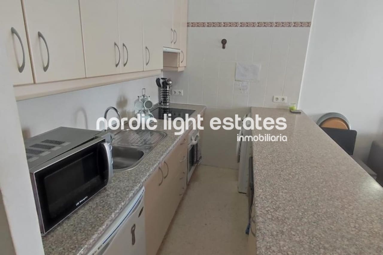 1 soverom Leilighet til salgs i Nerja med svømmebasseng - € 225 000 (Ref: 9419404)