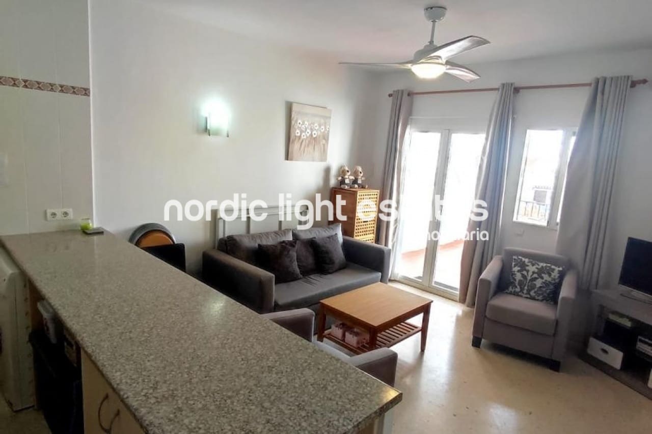 1 soverom Leilighet til salgs i Nerja med svømmebasseng - € 225 000 (Ref: 9419404)