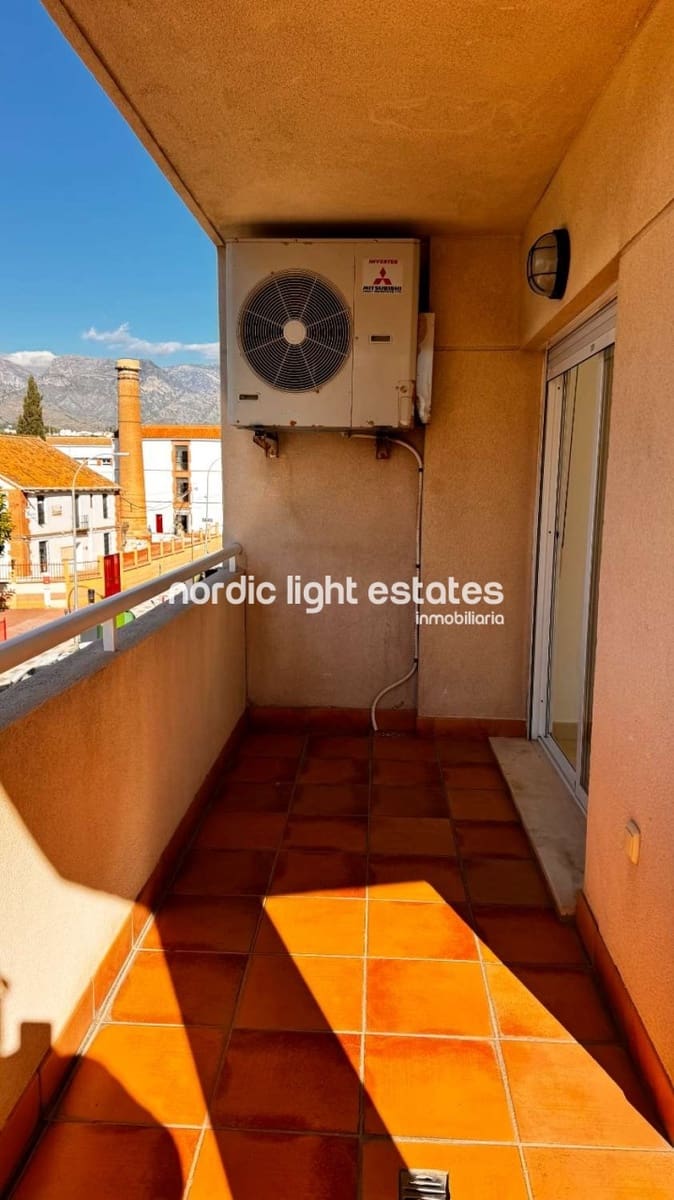 3 makuuhuone Asunto myytävänä paikassa Nerja mukana 
autotalli - 489 000 € (Ref: 9420629)