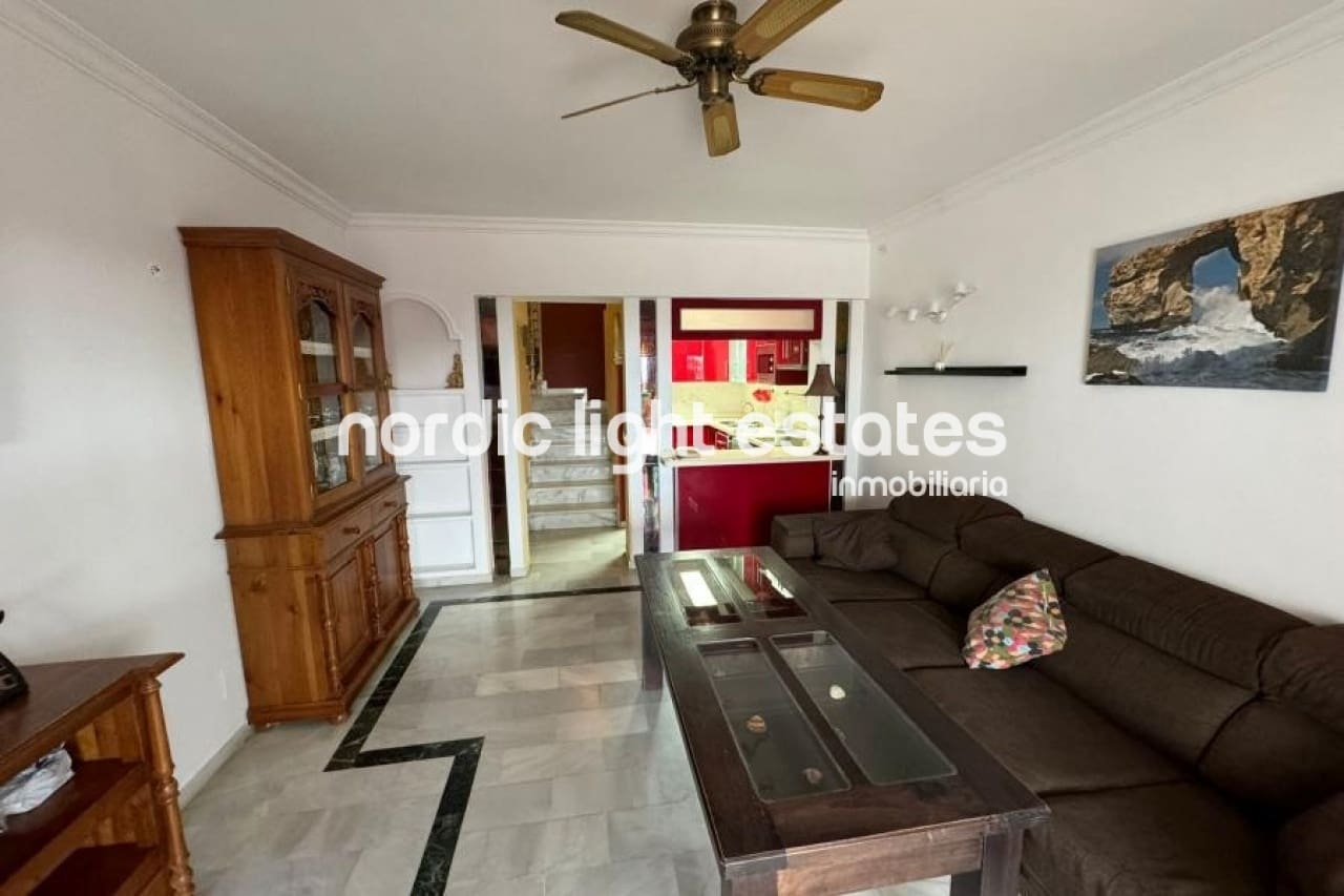 3 camera da letto Villetta Bifamiliare in vendita in Nerja con piscina garage - 519.000 € (Rif: 9425842)