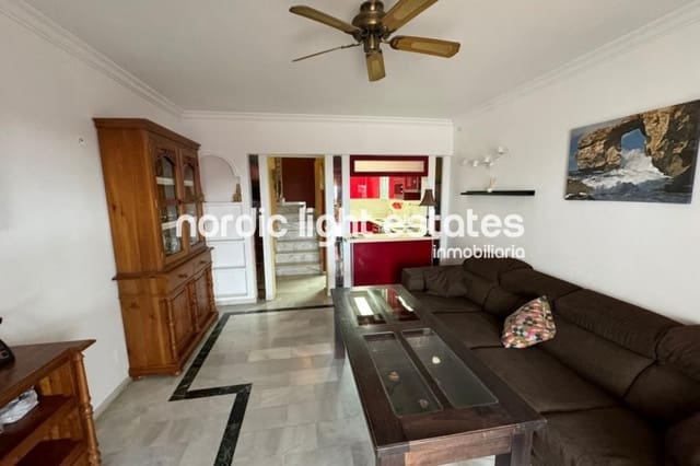 3 camera da letto Villetta Bifamiliare in vendita in Nerja con piscina garage - 519.000 € (Rif: 9425842)