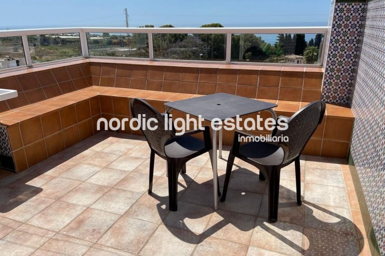 3 camera da letto Villetta Bifamiliare in vendita in Nerja con piscina garage - 519.000 € (Rif: 9425842)