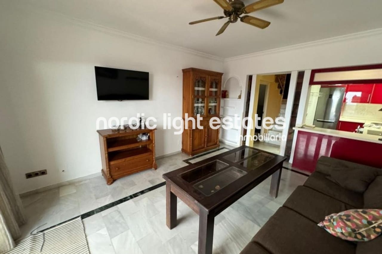 3 camera da letto Villetta Bifamiliare in vendita in Nerja con piscina garage - 519.000 € (Rif: 9425842)