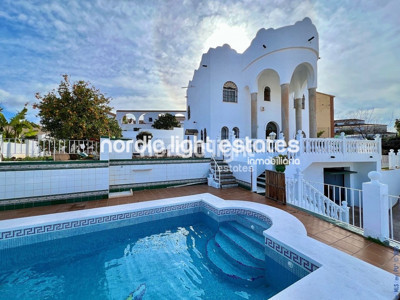 4 bedroom Villa for sale in Puerto de la Torre with pool garage - € 898,000 (Ref: 9428227)