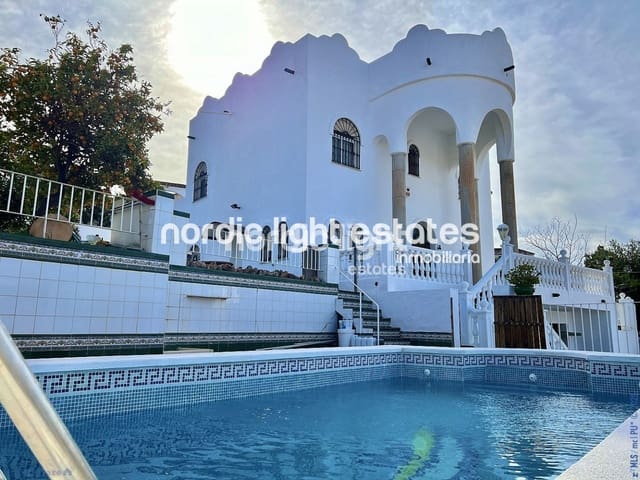 4 sypialnia Willa na sprzedaż w Puerto de la Torre, Miasto Málaga z basenem garażem - 898 000 € (Ref: 9428227)