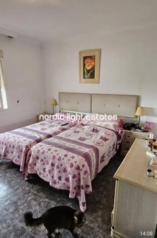 3 soveværelse Semi-Rækkehus til salg i Benajarafe, Vélez-Málaga med garage - € 375.000 (Ref: 9431928)