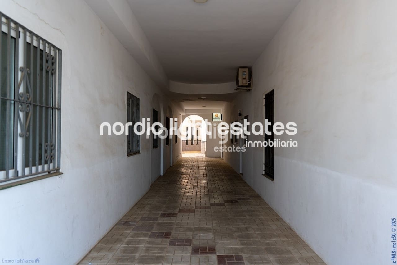 2 bedroom Apartment for sale in Torrox-Costa with pool - € 360,000 (Ref: 9432399)