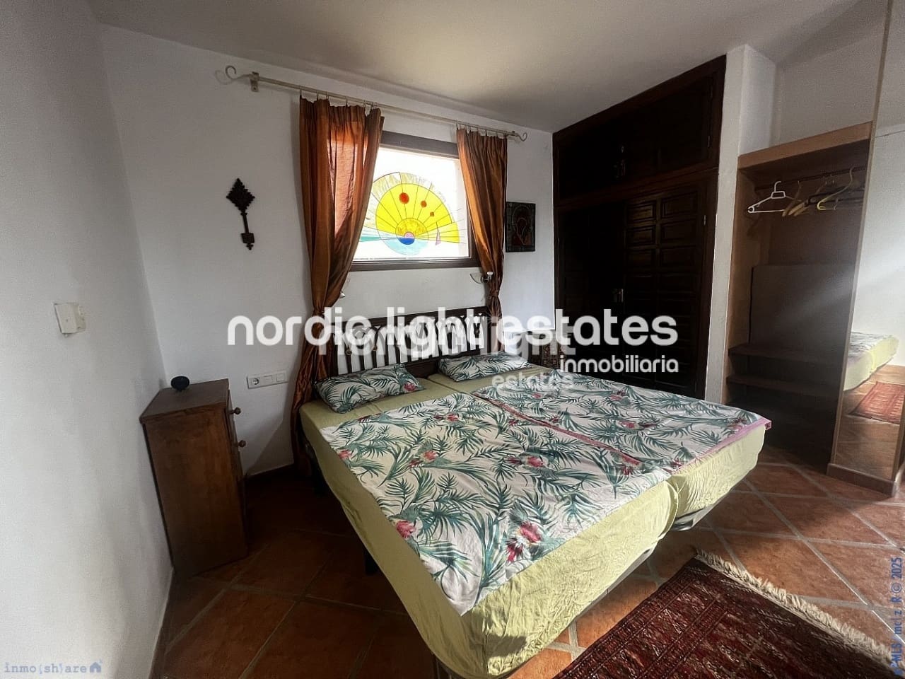 2 bedroom Villa for sale in Nerja with garage - € 350,000 (Ref: 9432401)