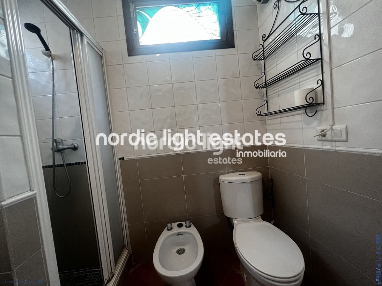 2 bedroom Villa for sale in Nerja with garage - € 350,000 (Ref: 9432401)