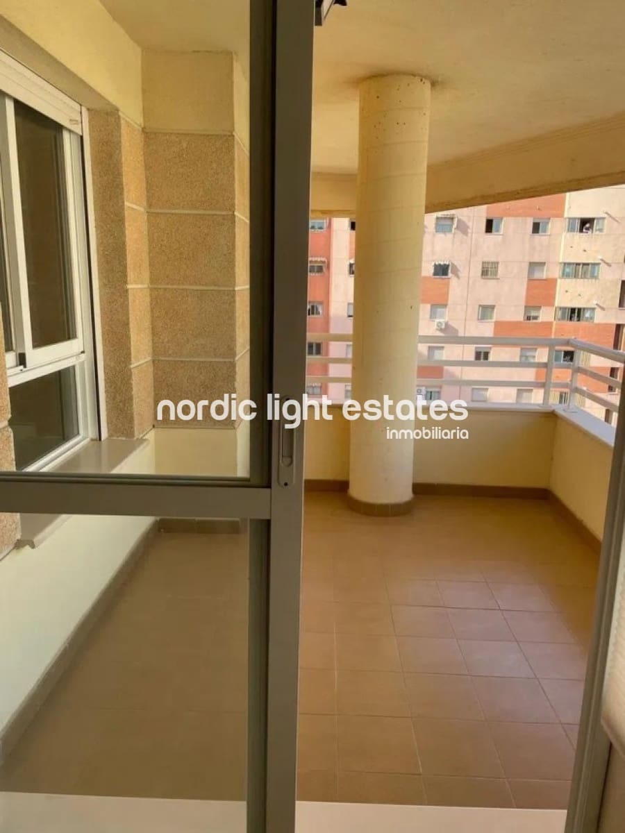 3 sypialnia Mieszkanie na sprzedaż w Miasto Malaga z basenem garażem - 550 000 € (Ref: 9435990)