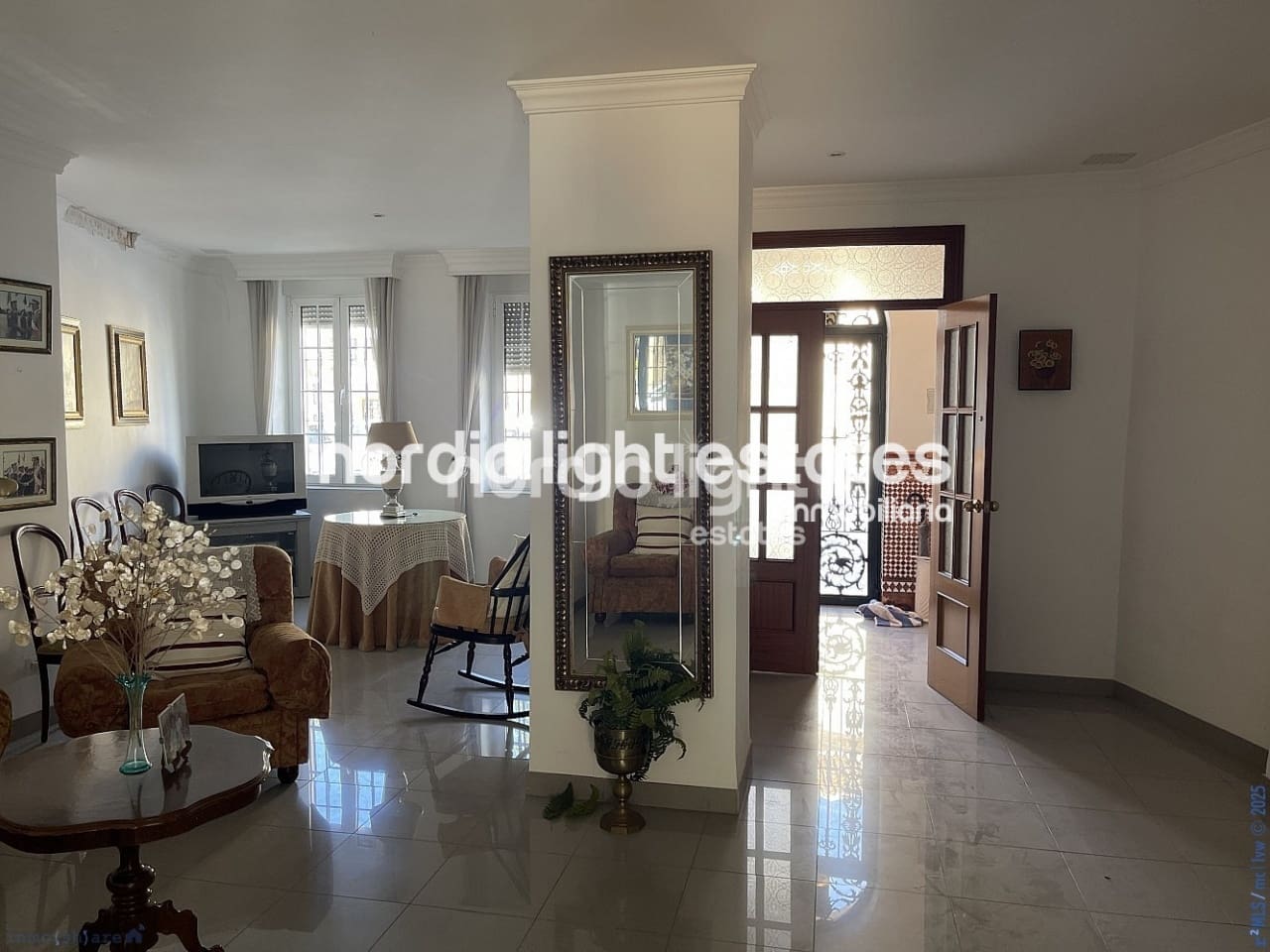 4 sovrum Semi-fristående Villa till salu i Nerja - 630 000 € (Ref: 9438136)