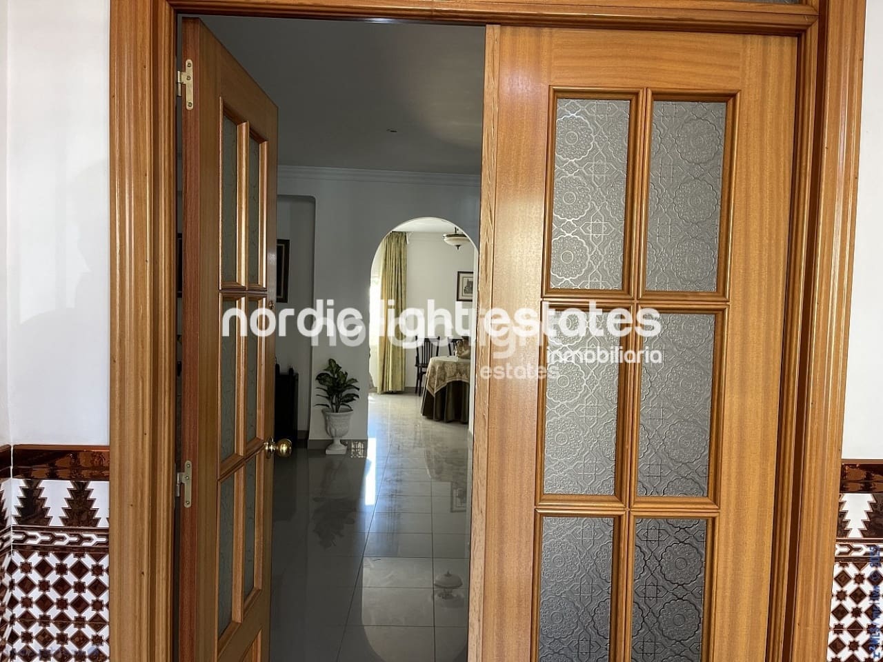 4 sovrum Semi-fristående Villa till salu i Nerja - 630 000 € (Ref: 9438136)