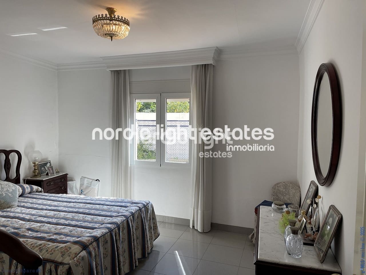 4 sovrum Semi-fristående Villa till salu i Nerja - 630 000 € (Ref: 9438136)