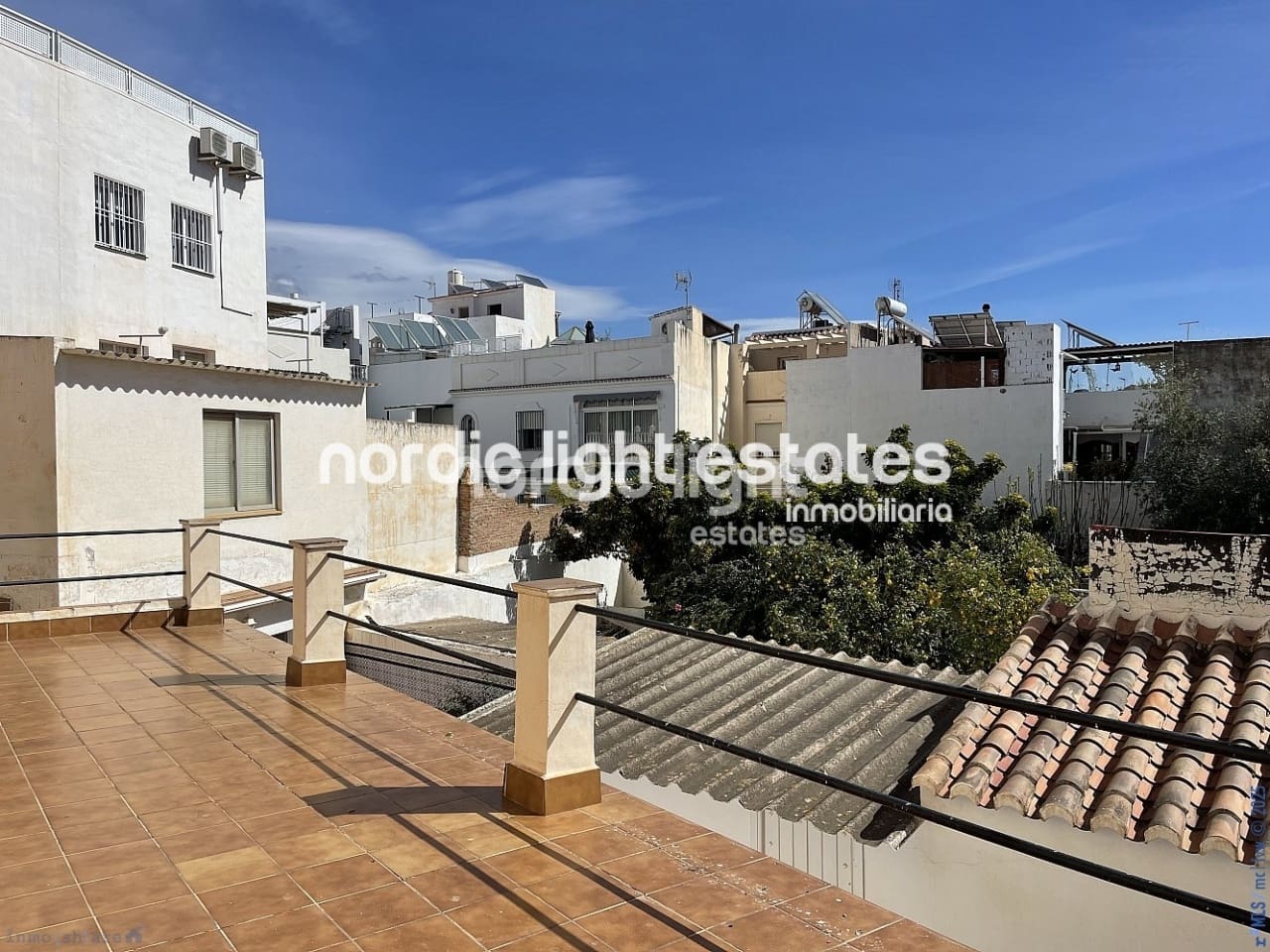 4 sovrum Semi-fristående Villa till salu i Nerja - 630 000 € (Ref: 9438136)