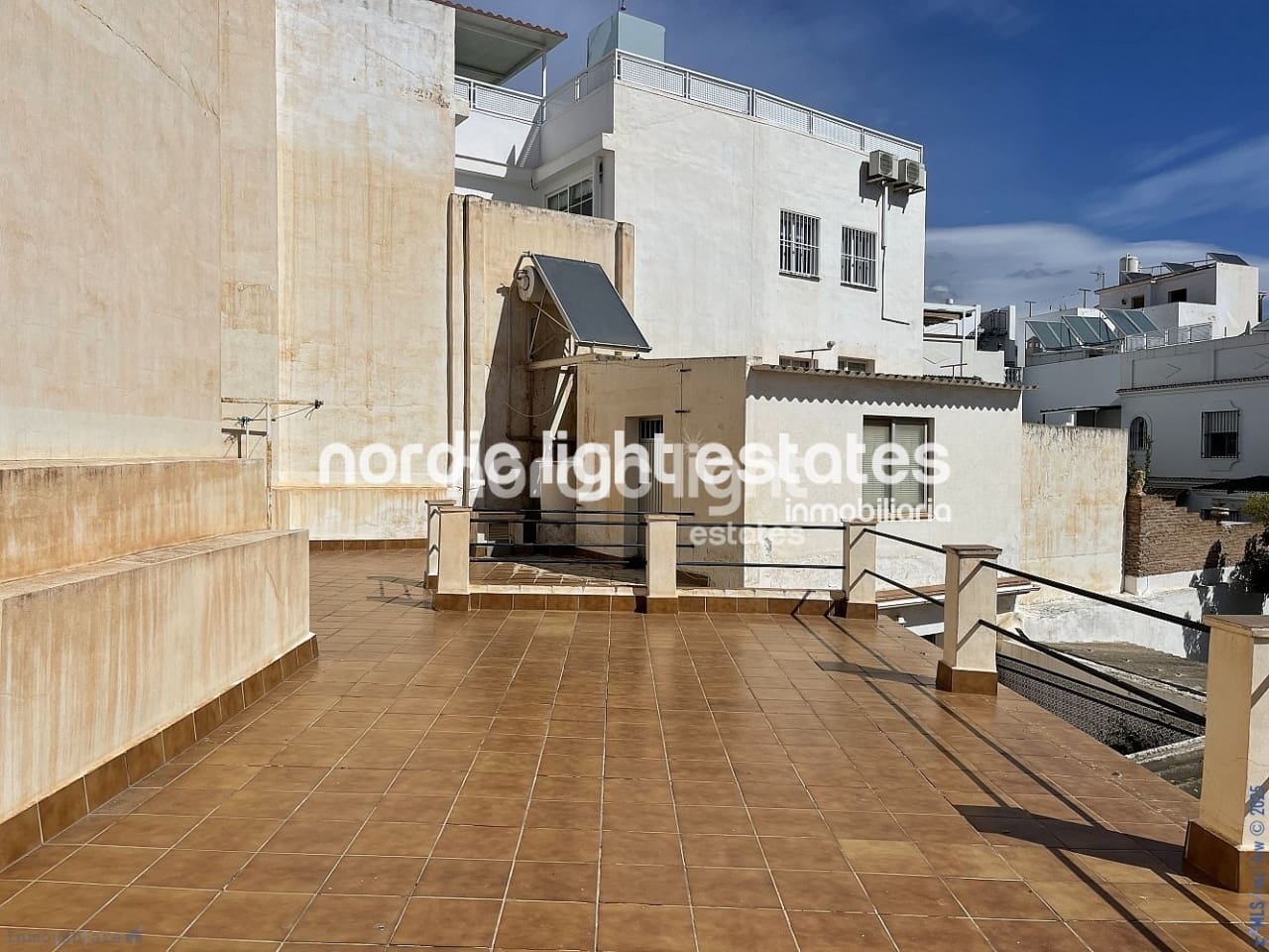 4 sovrum Semi-fristående Villa till salu i Nerja - 630 000 € (Ref: 9438136)