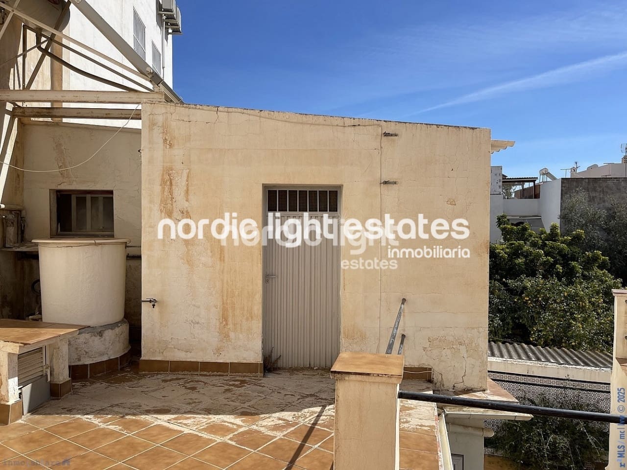 4 sovrum Semi-fristående Villa till salu i Nerja - 630 000 € (Ref: 9438136)