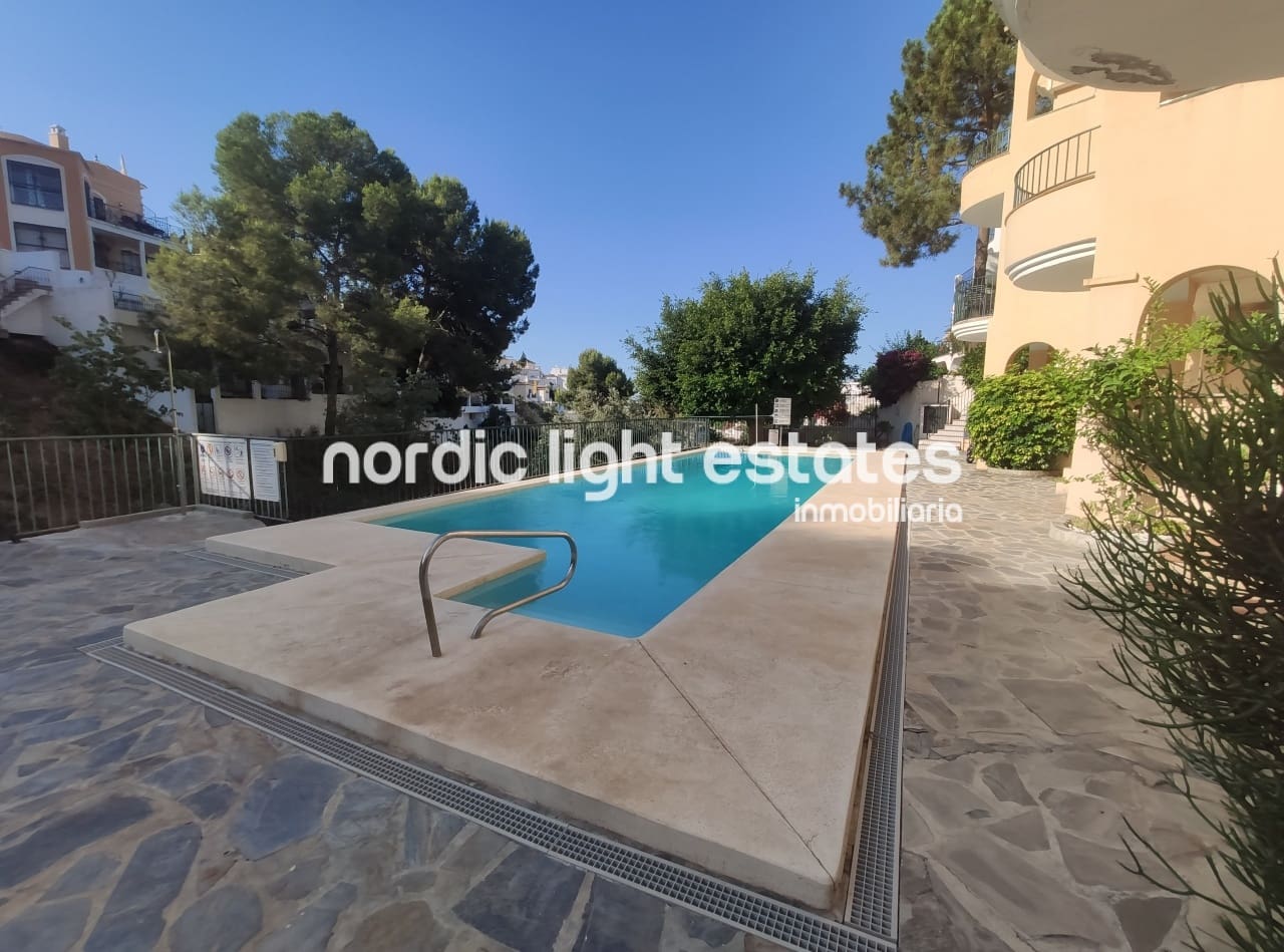 Appartement de 1 chambre à louer à Nerja - 900 € (Ref: 9438138)
