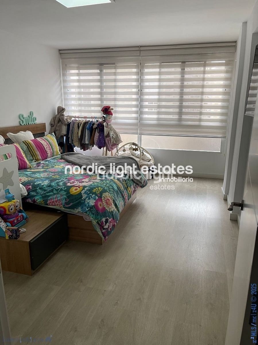 3 soveværelse Lejlighed til salg i Malaga by - € 395.000 (Ref: 9438353)