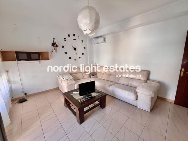 3 bedroom Apartment for sale in Torrox - € 158,000 (Ref: 9449604)