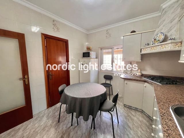 2 soveværelse Semi-Rækkehus til salg i Torrox - € 157.000 (Ref: 9449605)