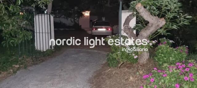 4 soverom Finca/Herregård til salgs i Frigiliana med svømmebasseng garasje - € 420 000 (Ref: 9450141)