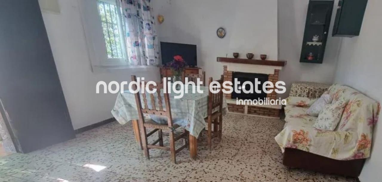 4 soveværelse Finca/Landehus til salg i Frigiliana med swimmingpool garage - € 420.000 (Ref: 9450141)