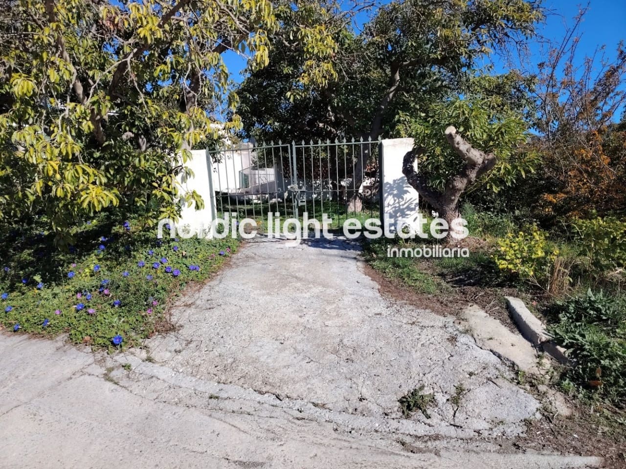 4 soveværelse Finca/Landehus til salg i Frigiliana med swimmingpool garage - € 420.000 (Ref: 9450141)