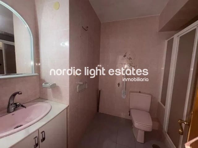 2 makuuhuone Huoneisto myytävänä paikassa Torre del Mar, Vélez-Málaga - 230 000 € (Ref: 9451460)