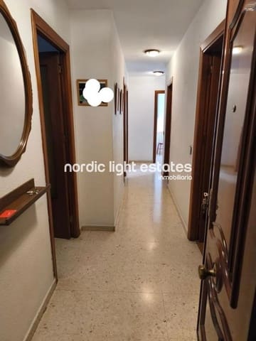 4 makuuhuone Asunto myytävänä paikassa El Palo, Málaga kaupunki mukana 
autotalli - 415 000 € (Ref: 9451461)