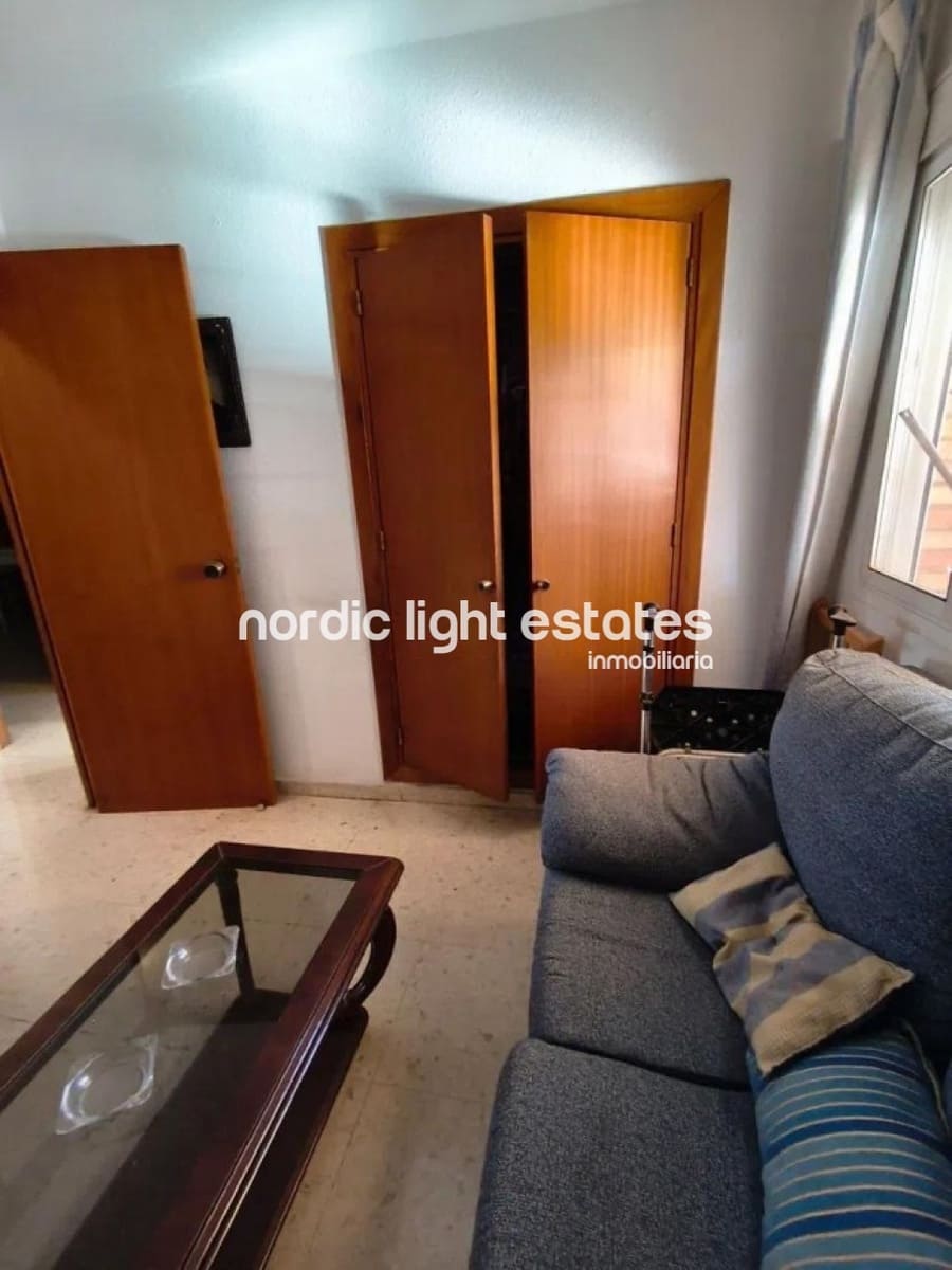 4 bedroom Flat for sale in Malaga city with garage - € 415,000 (Ref: 9451461)