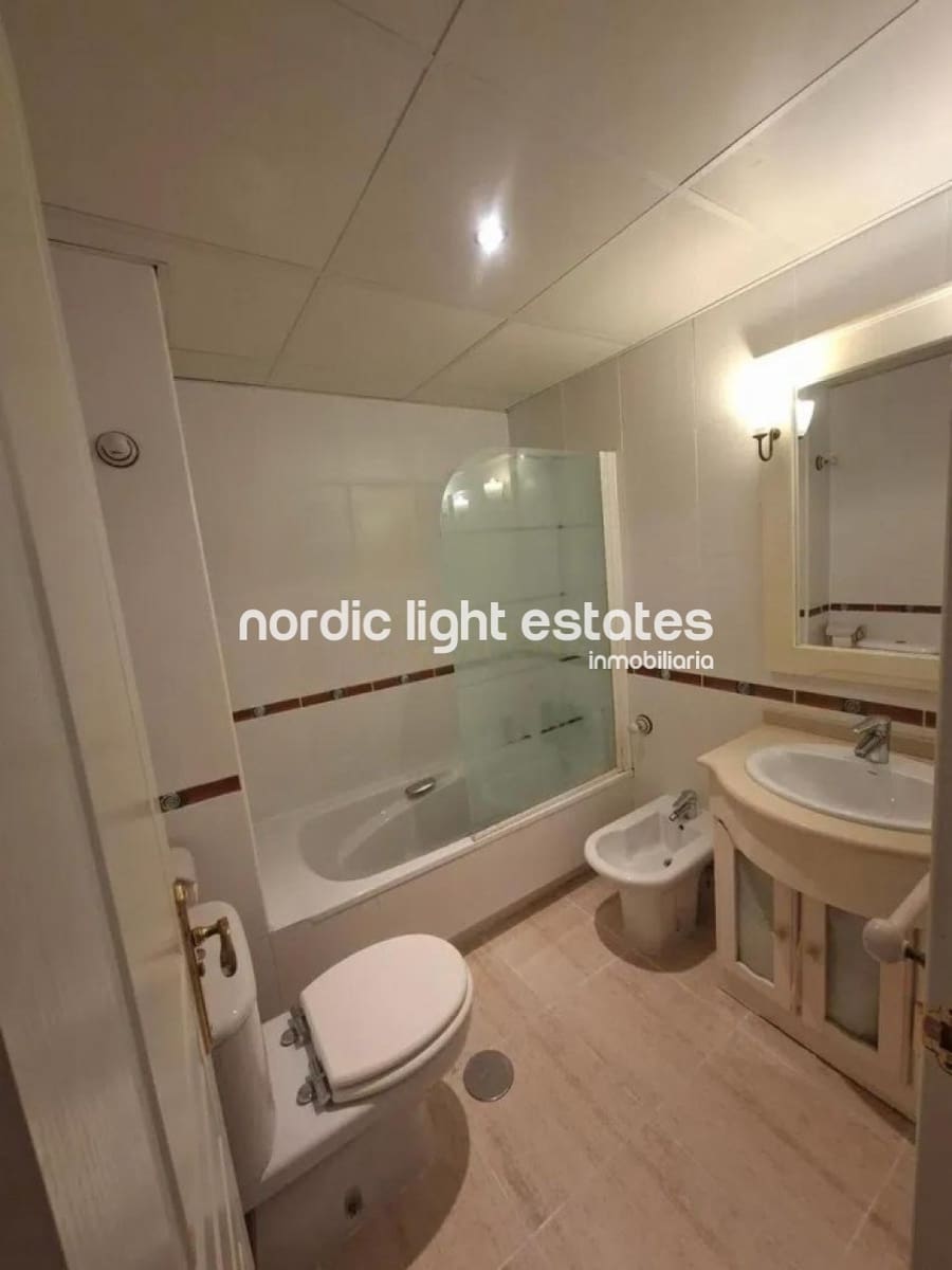 4 makuuhuone Asunto myytävänä paikassa Malaga kaupunki mukana 
autotalli - 670 000 € (Ref: 9451462)