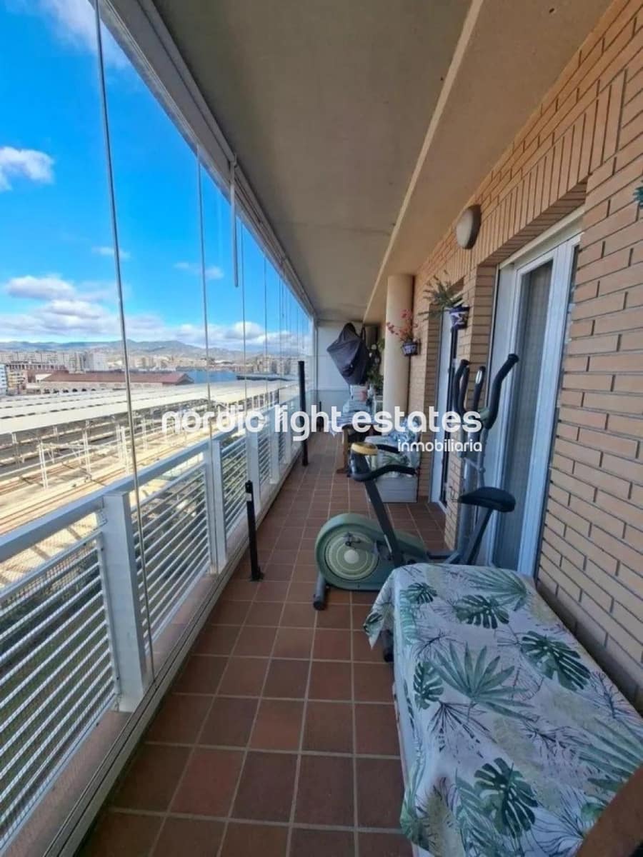 4 makuuhuone Asunto myytävänä paikassa Malaga kaupunki mukana 
autotalli - 670 000 € (Ref: 9451462)