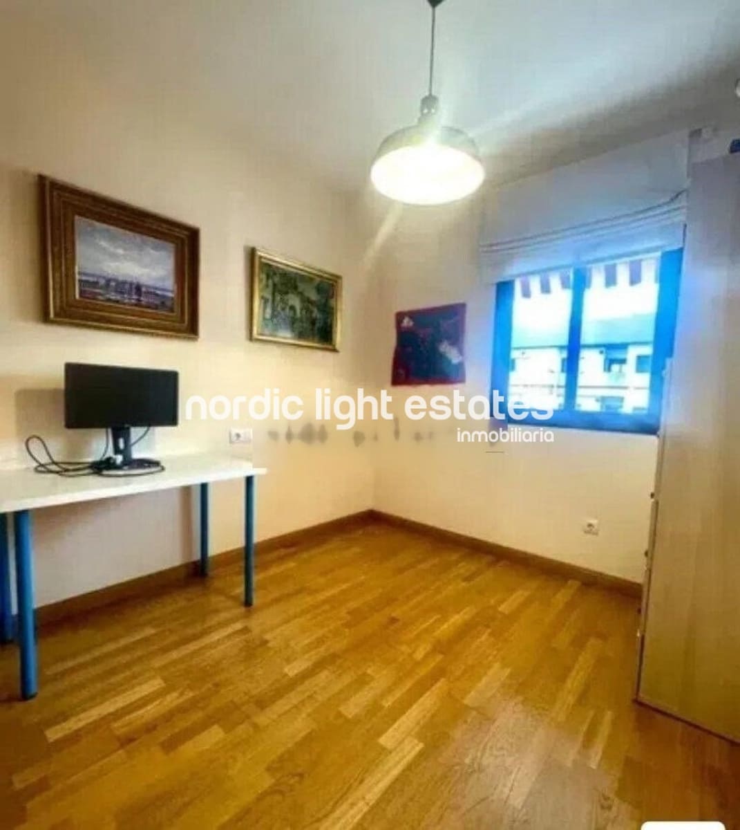 4 soveværelse Lejlighed til salg i Malaga by med swimmingpool garage - € 850.000 (Ref: 9453687)