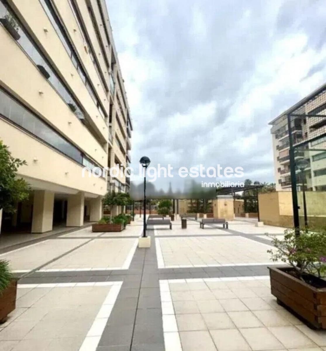 4 soveværelse Lejlighed til salg i Malaga by med swimmingpool garage - € 850.000 (Ref: 9453687)