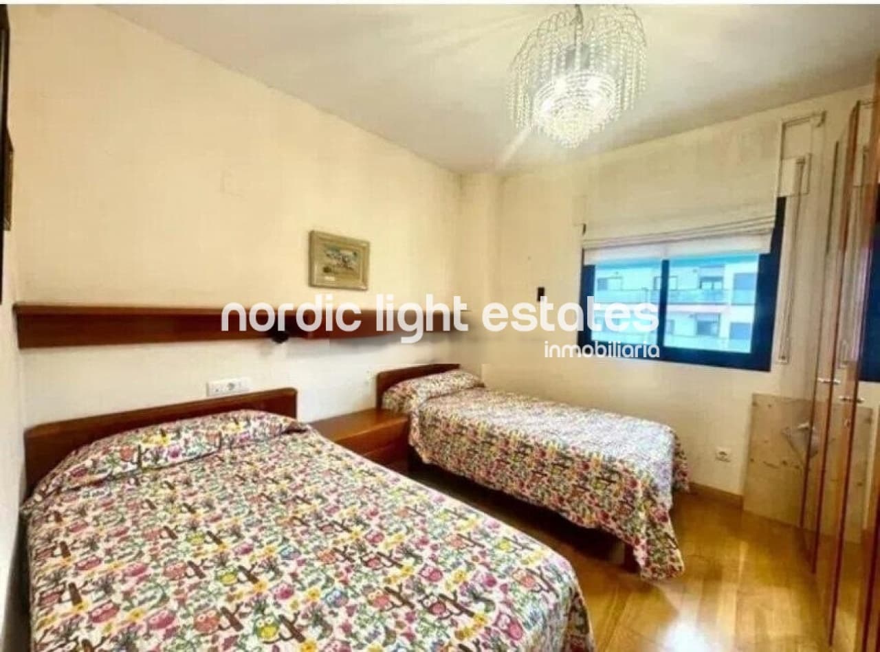 4 soveværelse Lejlighed til salg i Malaga by med swimmingpool garage - € 850.000 (Ref: 9453687)