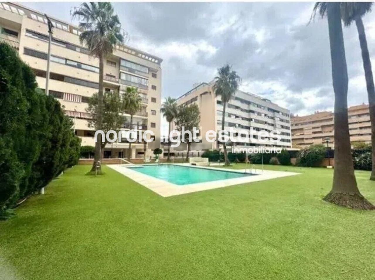 4 soveværelse Lejlighed til salg i Malaga by med swimmingpool garage - € 850.000 (Ref: 9453687)