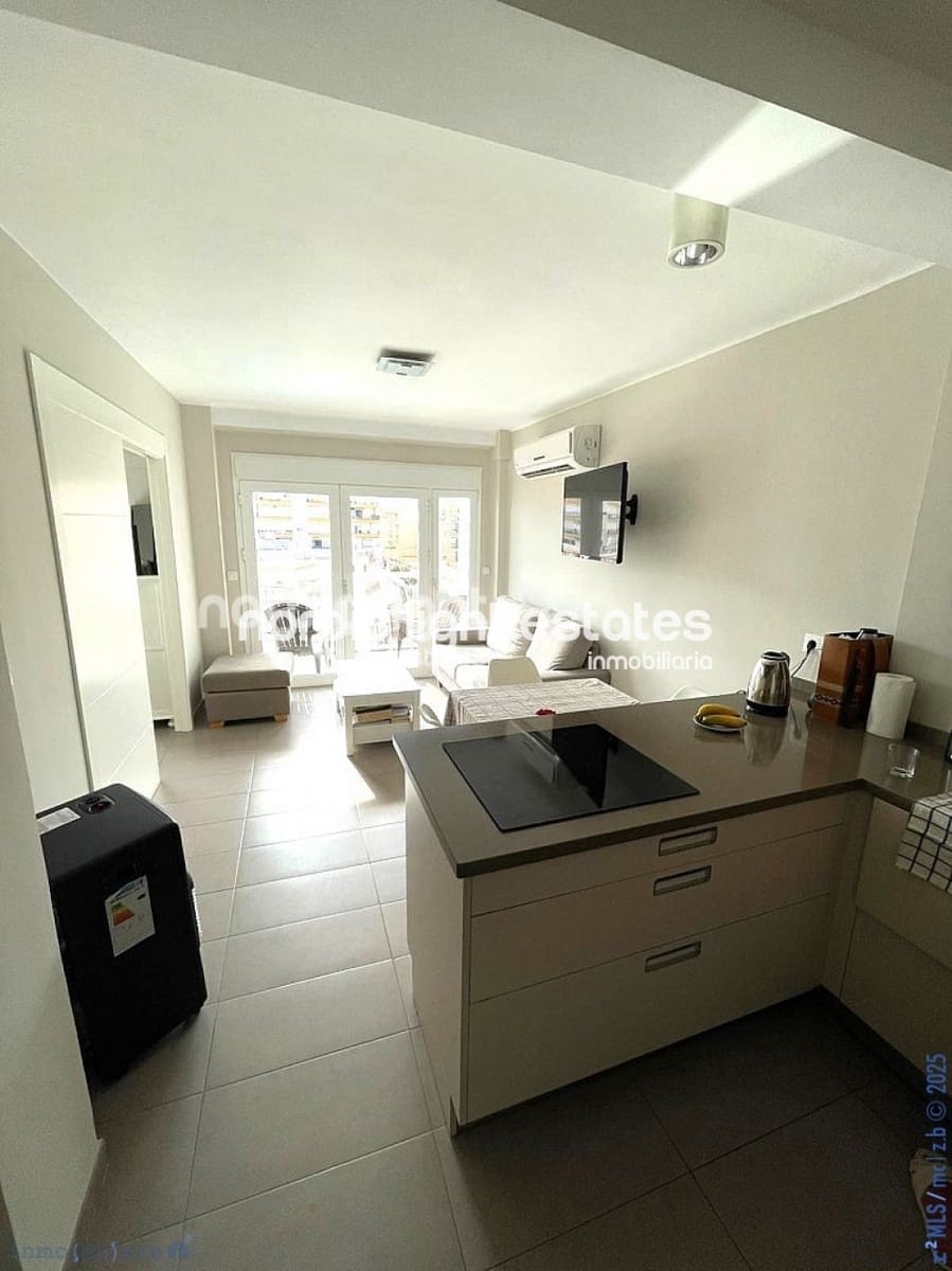 1 Zimmer Apartment zu verkaufen in Nerja mit Pool - 314.000 € (Ref: 9459649)