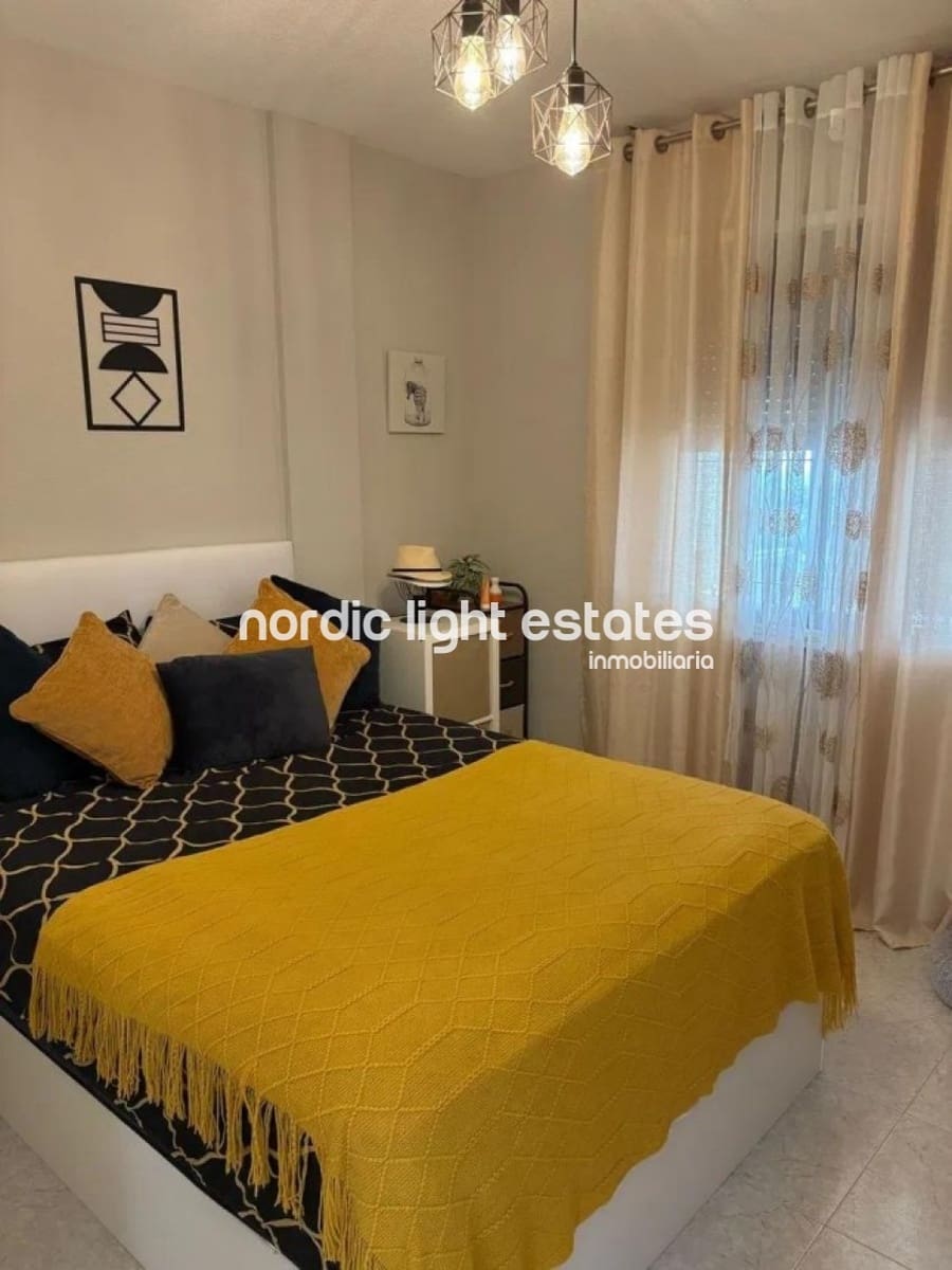 1 bedroom Apartment for sale in Torrox-Costa with pool - € 205,000 (Ref: 9466105)