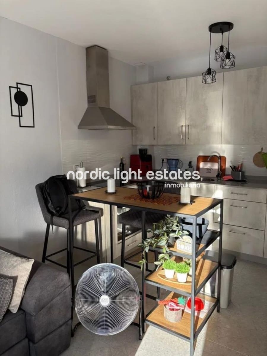 1 bedroom Apartment for sale in Torrox-Costa with pool - € 205,000 (Ref: 9466105)