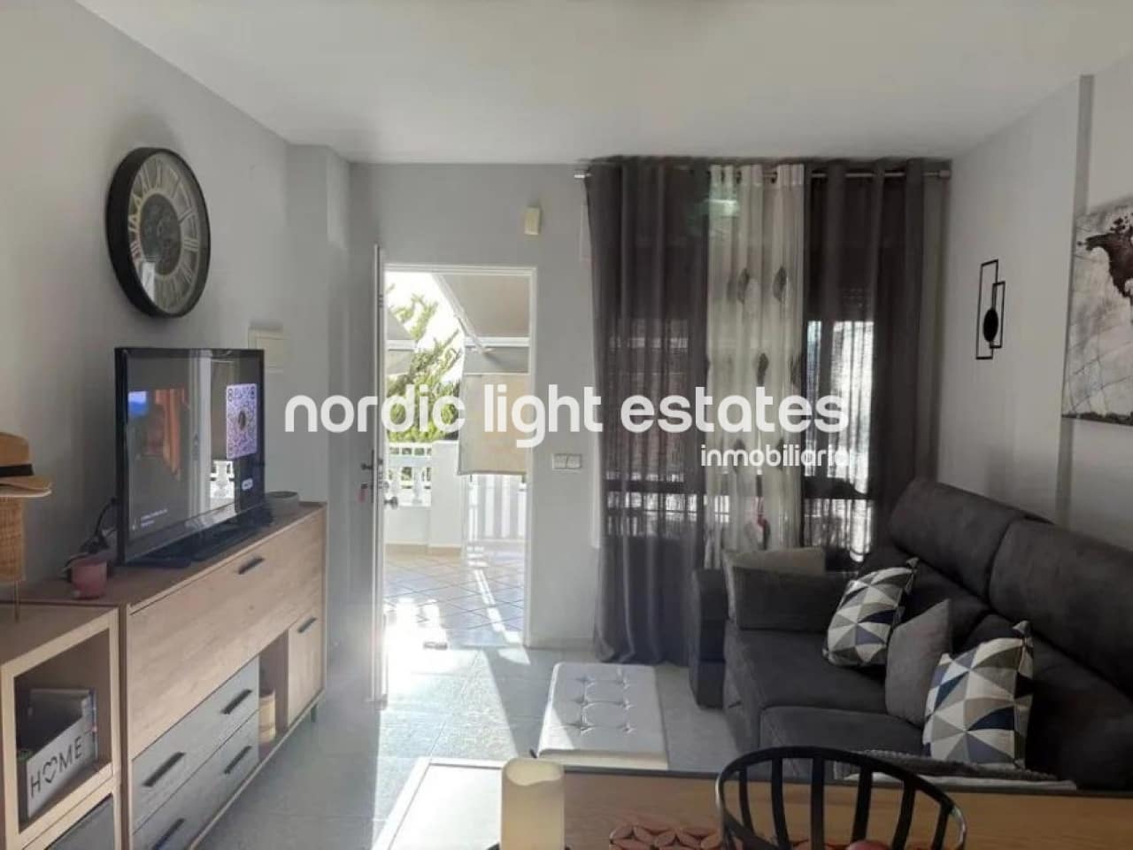 1 bedroom Apartment for sale in Torrox-Costa with pool - € 205,000 (Ref: 9466105)