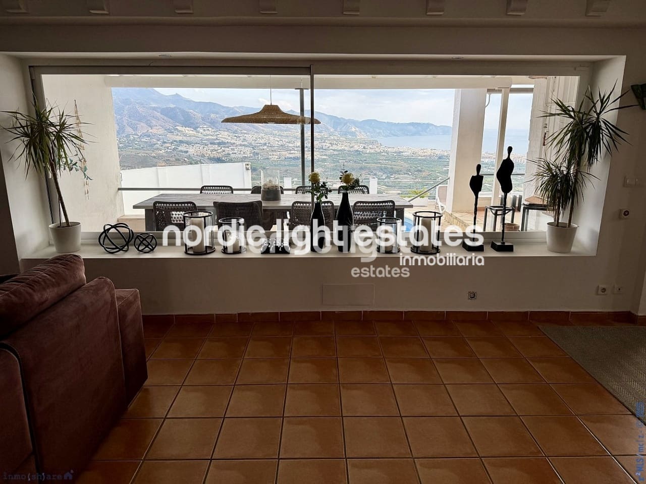 14 bedroom Villa for sale in Nerja with pool garage - € 1,500,000 (Ref: 9466308)