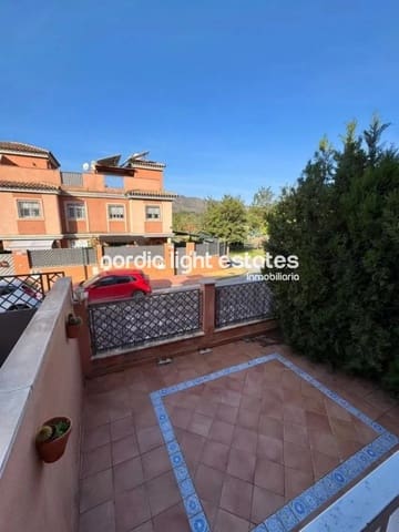 3 slaapkamer Halfvrijstaande villa te koop in Huerta Nueva, Málaga stad met zwembad garage - € 630.000 (Ref: 9474521)