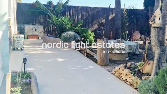 3 quarto Moradia para venda em Almayate, Vélez-Málaga com garagem - 530 000 € (Ref: 9474556)