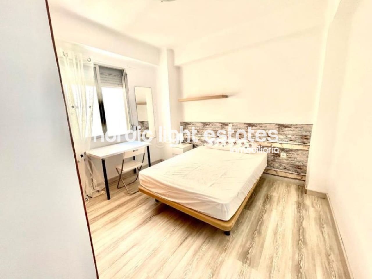 Piso de 6 habitaciones en Málaga ciudad en venta - 415.000 € (Ref: 9500265)