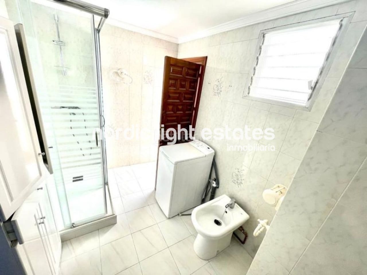 Piso de 6 habitaciones en Málaga ciudad en venta - 415.000 € (Ref: 9500265)